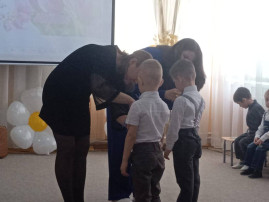8 Марта. Утренник. Конкурс 8 Марта. Утренник. Конкурс.